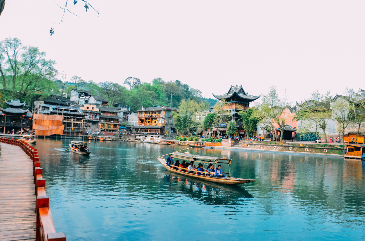 探寻湖南，这片神奇土地的播音稿之旅