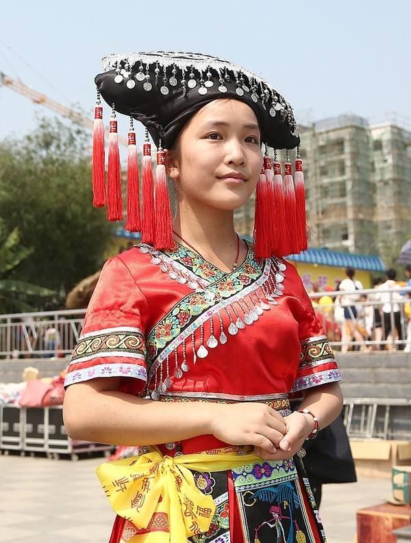 云南，绚丽多彩的画卷之旅