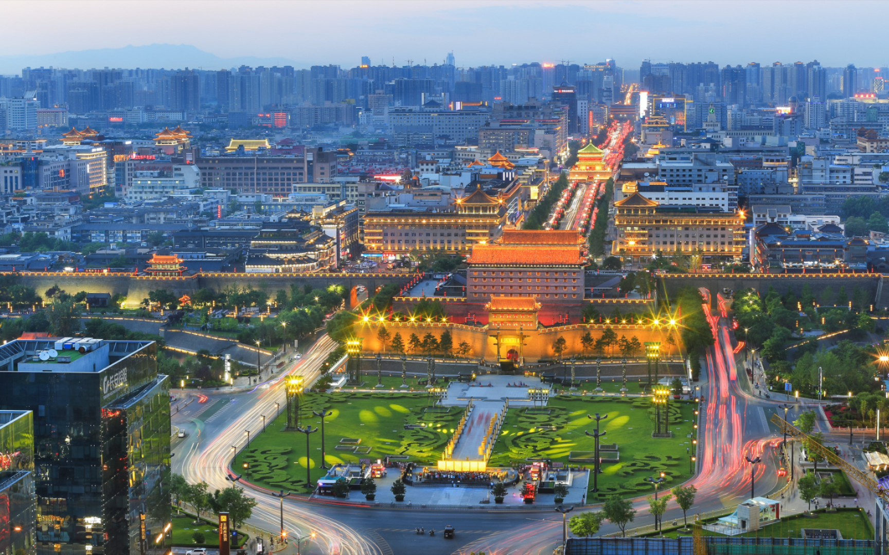 翱翔梦想之地，陕西的飞翔之旅